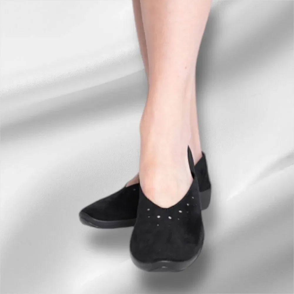 ARCOPEDICO Women’s Cezanne H07/4366 in Black in the Size 40/9 US Size